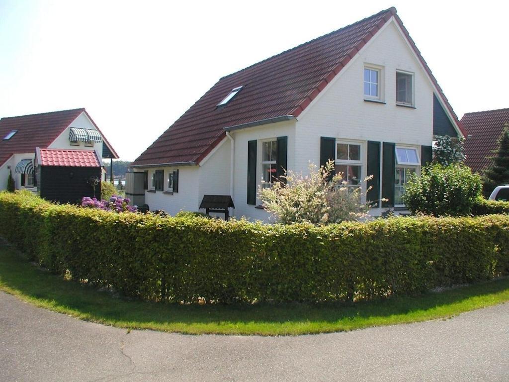 Freistehendes Am Naehe Roermond Holiday home Heel